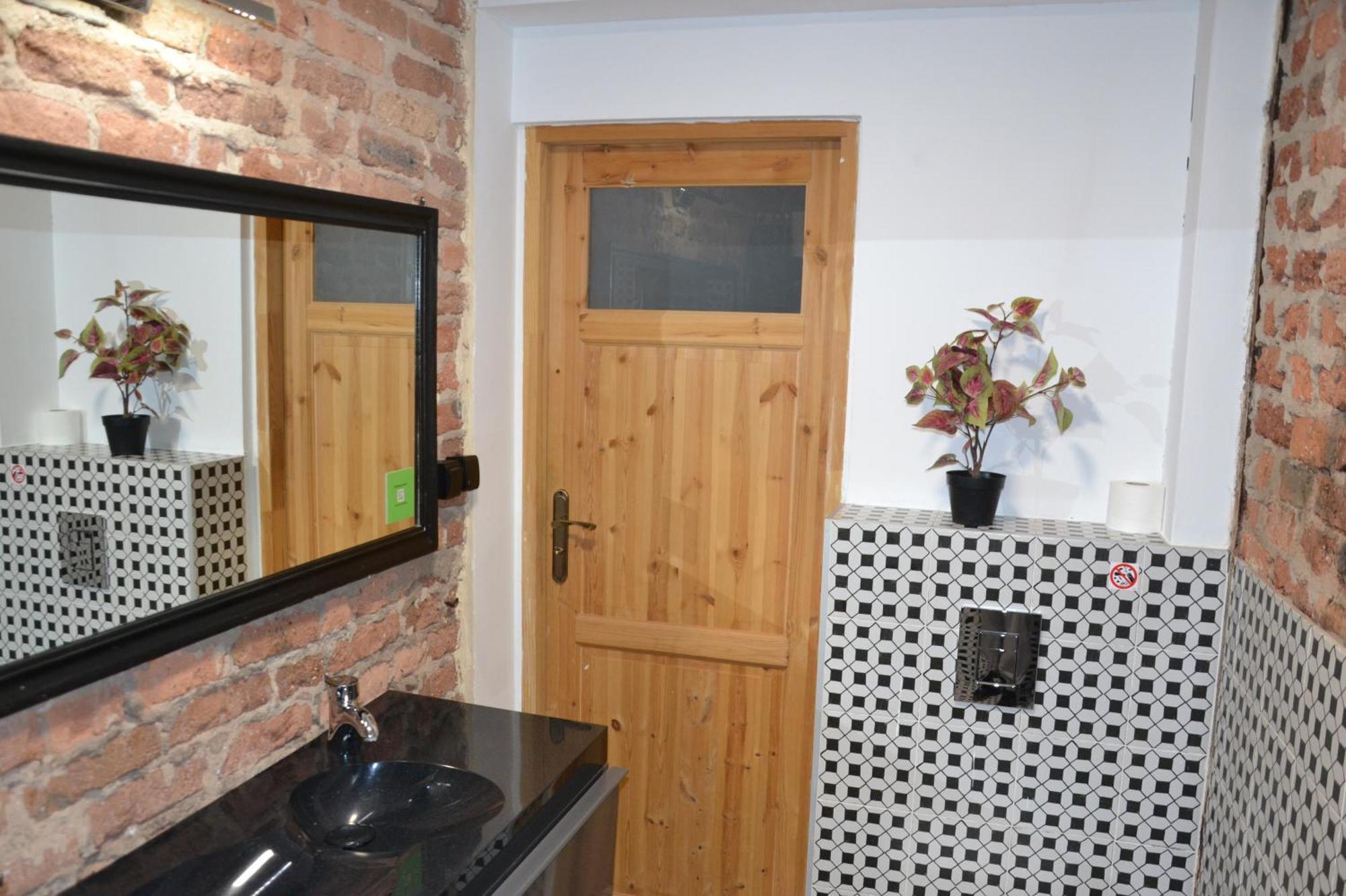 Flores Apartament Katowice Extérieur photo